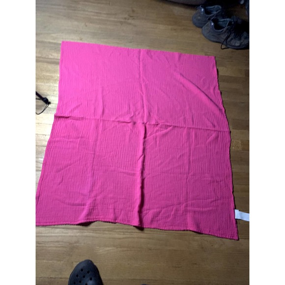 Vintage, Summer, 100% Cotton, Dark Pink, 34 x 37" Sheet Blanket - Picture 1 of 2